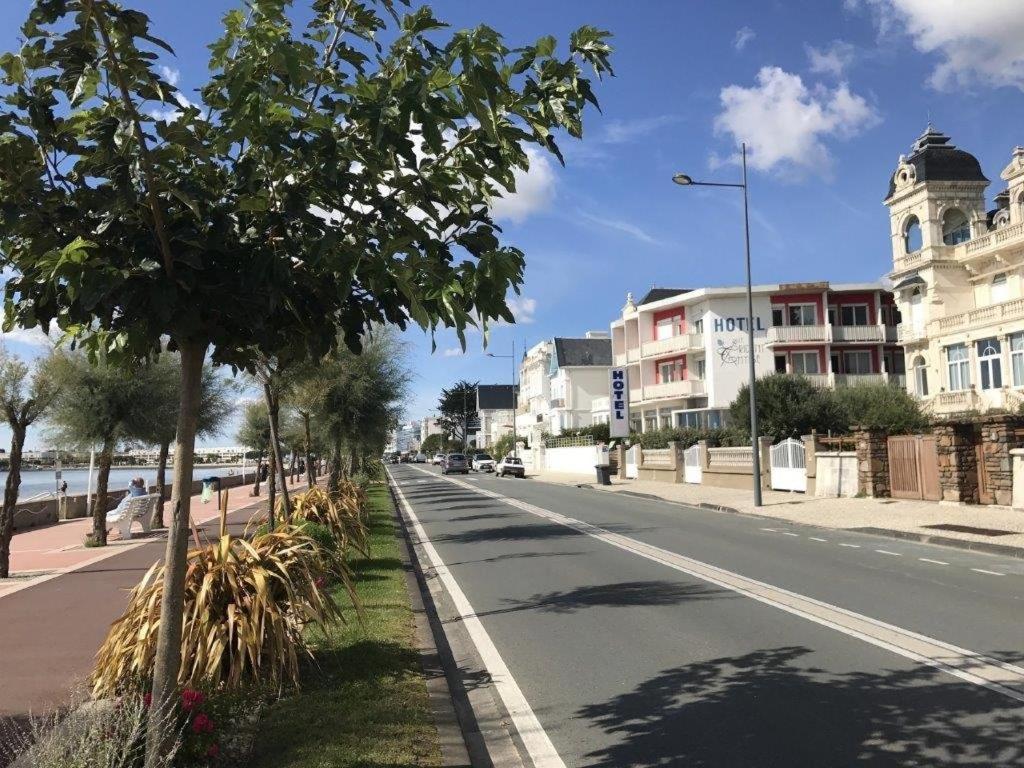 Royan - Studio Lumineux Au Calme - 30M De La Plage - Quartier Du Parc Eksteriør billede