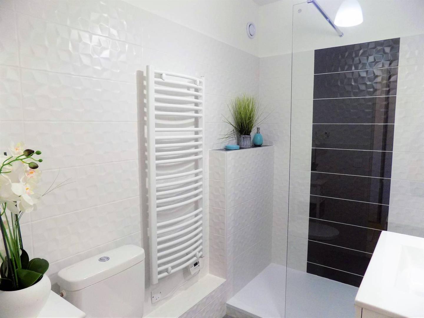 Royan - Studio Lumineux Au Calme - 30M De La Plage - Quartier Du Parc Eksteriør billede